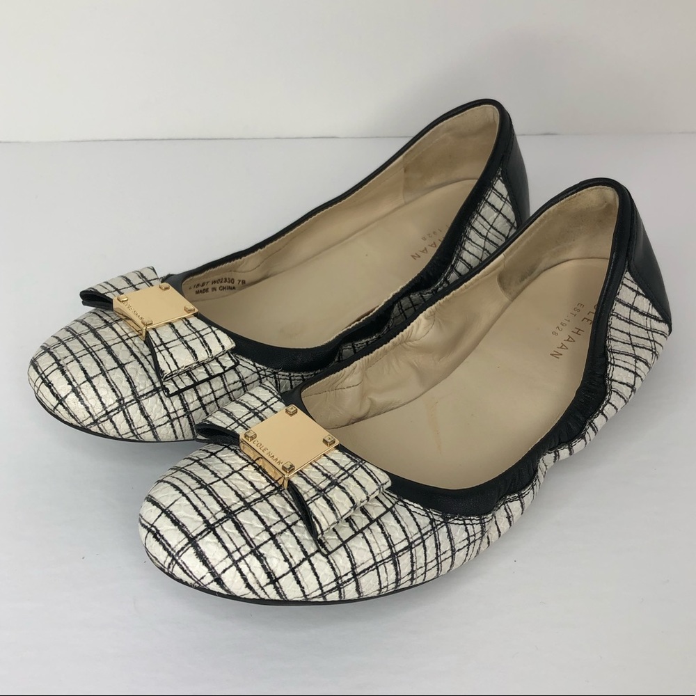 Cole Haan | black & white flats Size 7